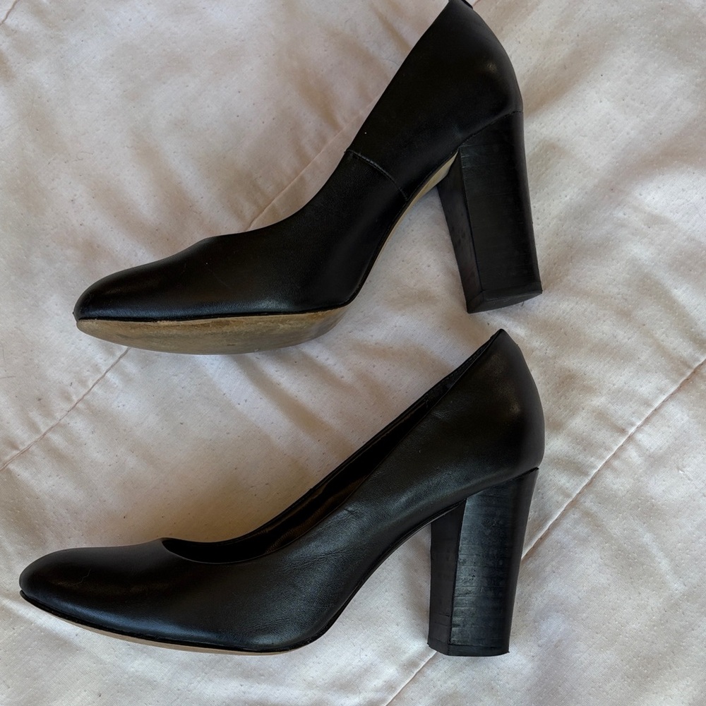 Isola Black Women's Heels